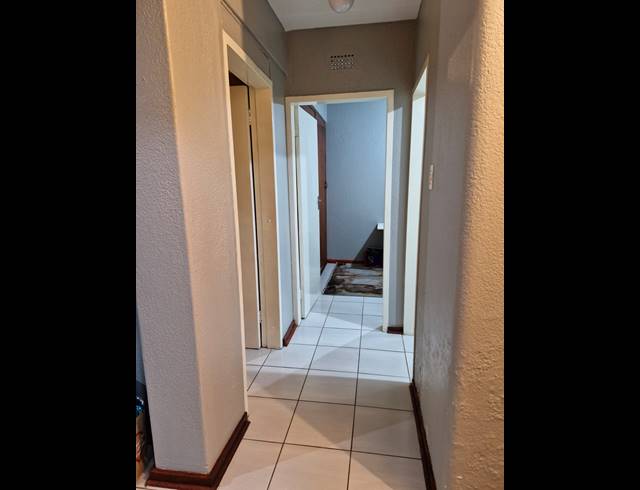 2 bed property to rent in PRIMROSE